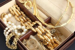 Can My Family Heirlooms and Jewelry be Taken in a Chapter 7 Bankruptcy? - BLG Bankruptcy